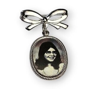 Vintage Photo Bow Brooch 1960s 70s Woman Silver Tone Oval Picture Holder 1 5/8"
